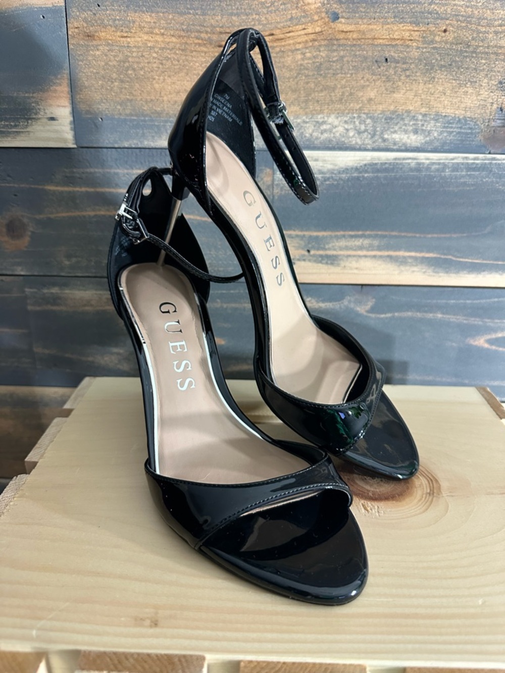 NWOT GUESS Black Patent Leather Open-Toe Ankle-Strap Heels *missing heel tip